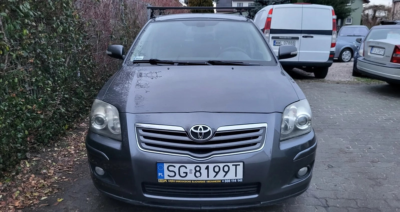 Toyota Avensis cena 10900 przebieg: 350000, rok produkcji 2007 z Warszawa małe 326